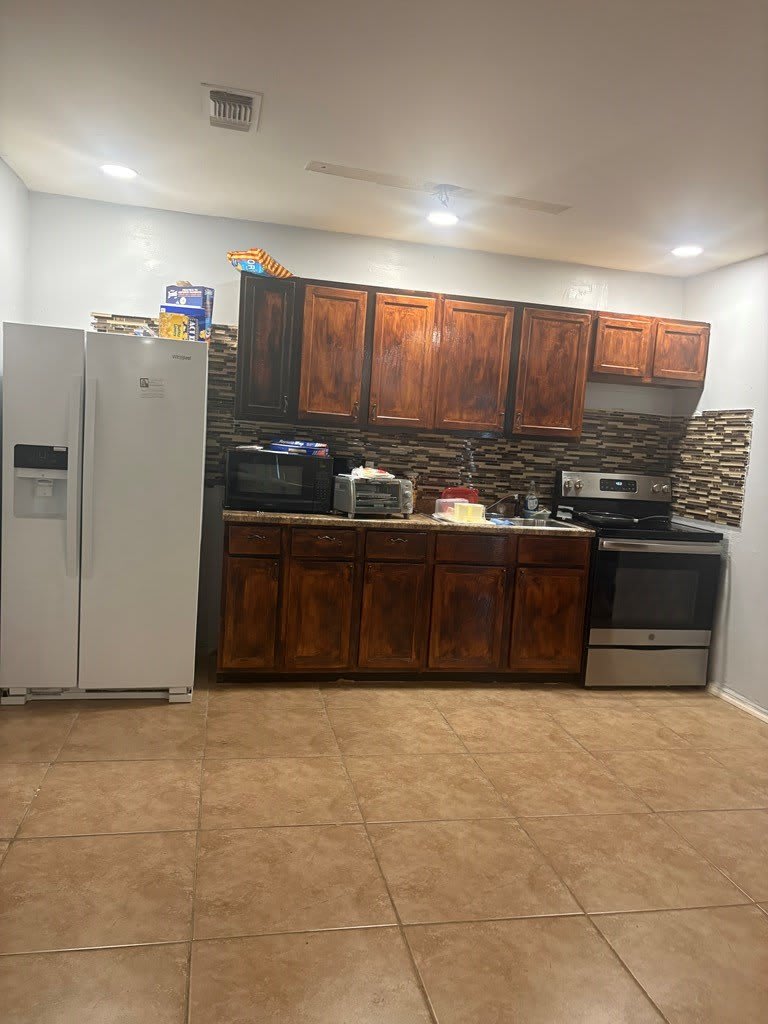 1009 Kiriaka Dr – photo 4