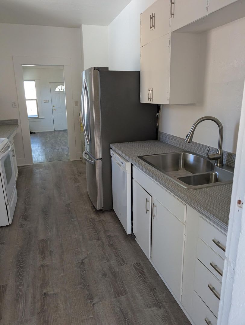 2 Bedroom 1 Bath- Home – photo 4