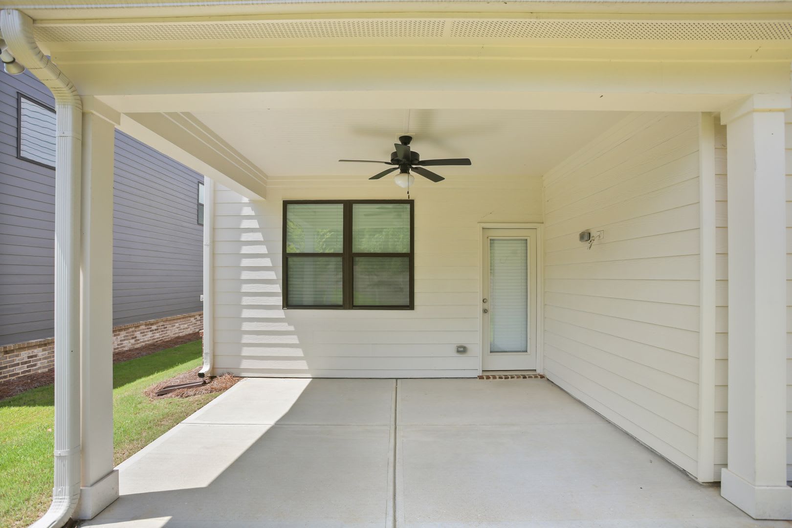 Modern Living in Buford, GA – photo 4