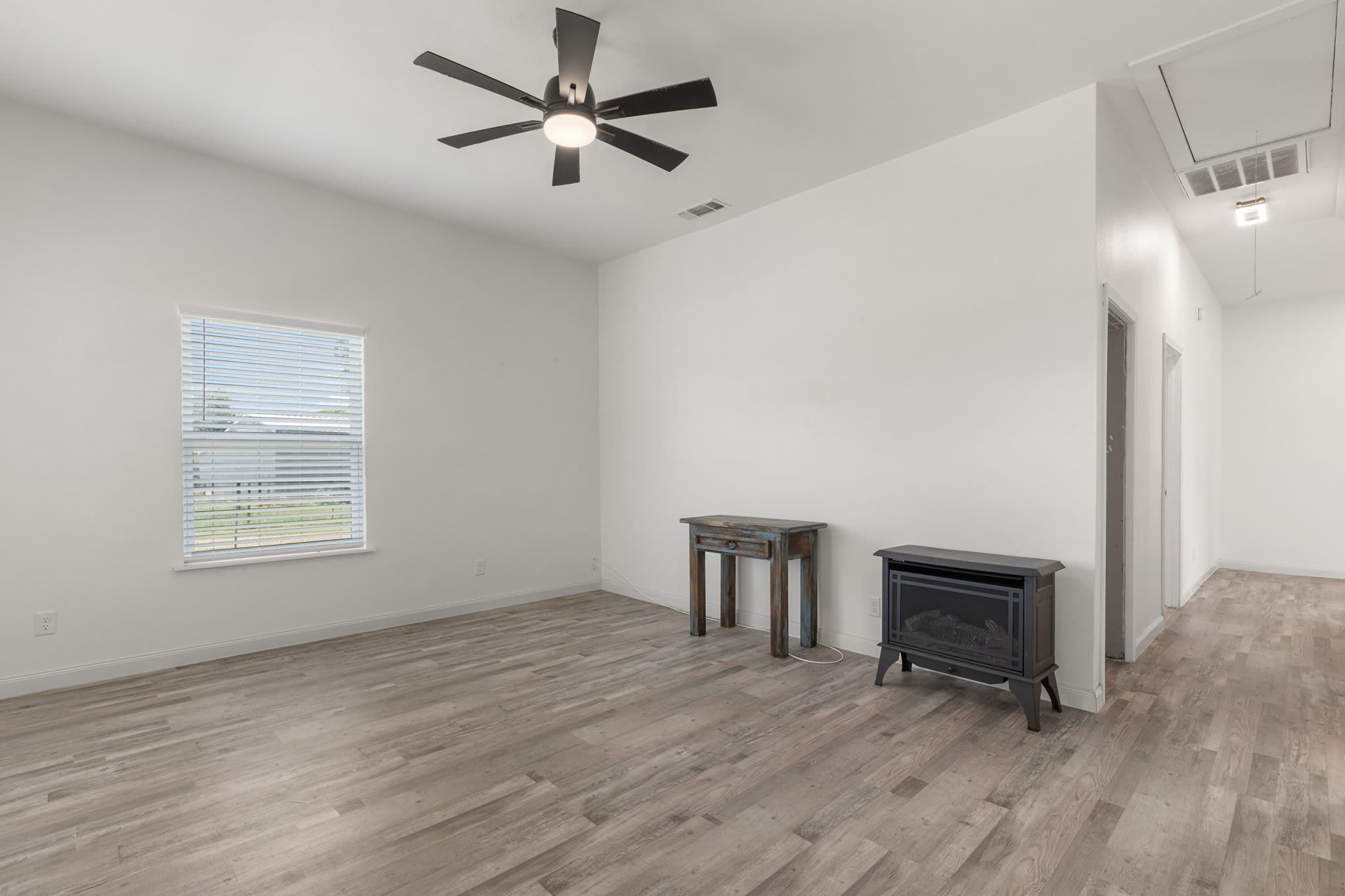 5312 Crown Lane – photo 4