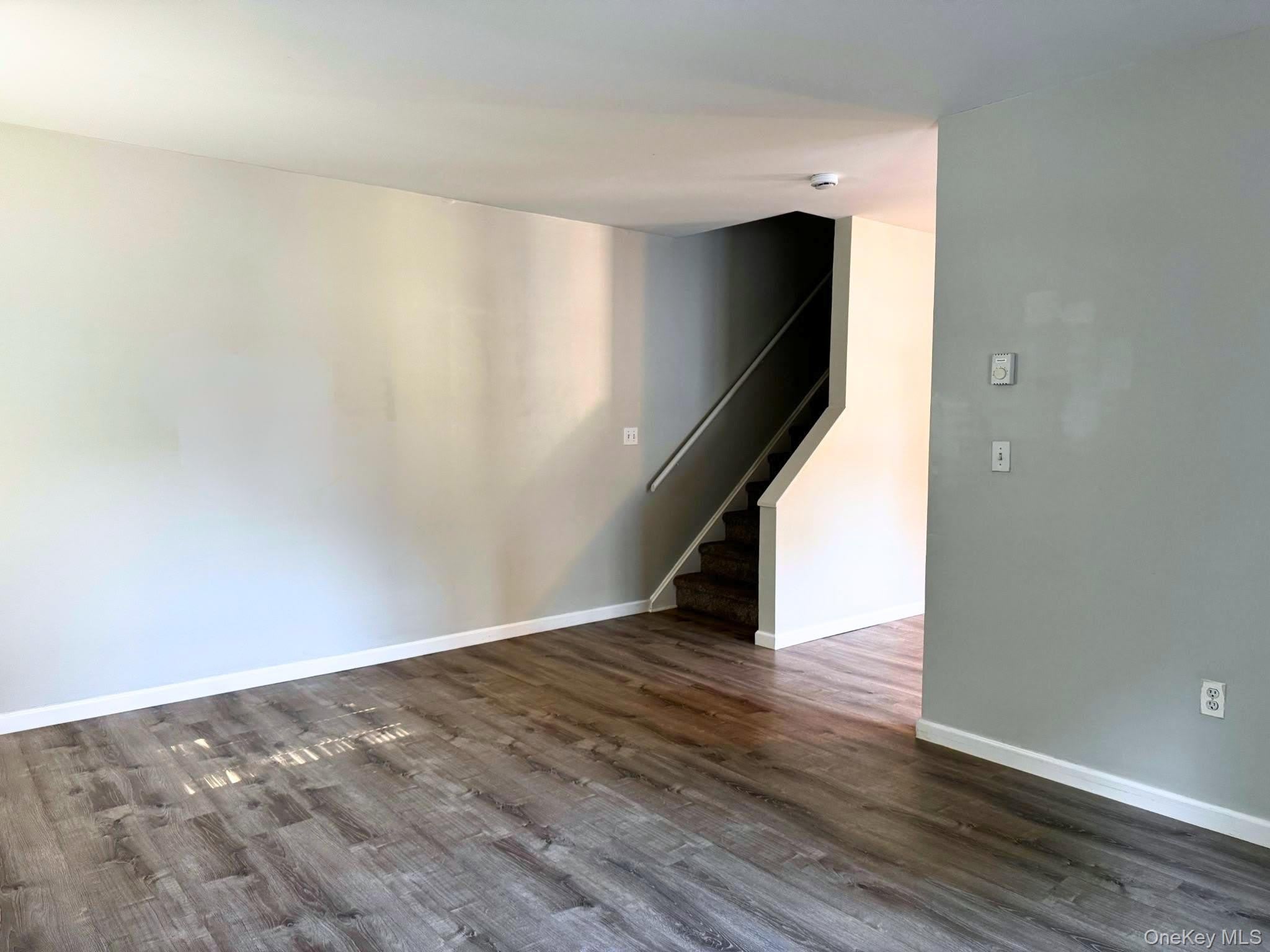 33 Fowler Avenue – photo 5