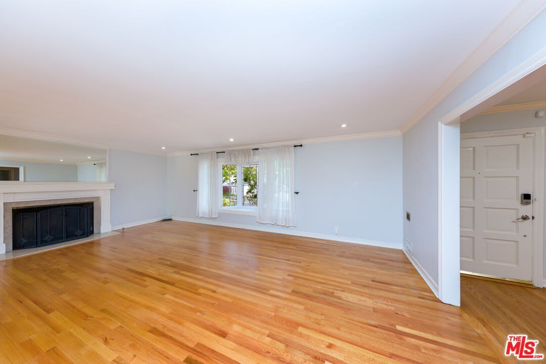 9808 Hillgreen Pl – photo 4