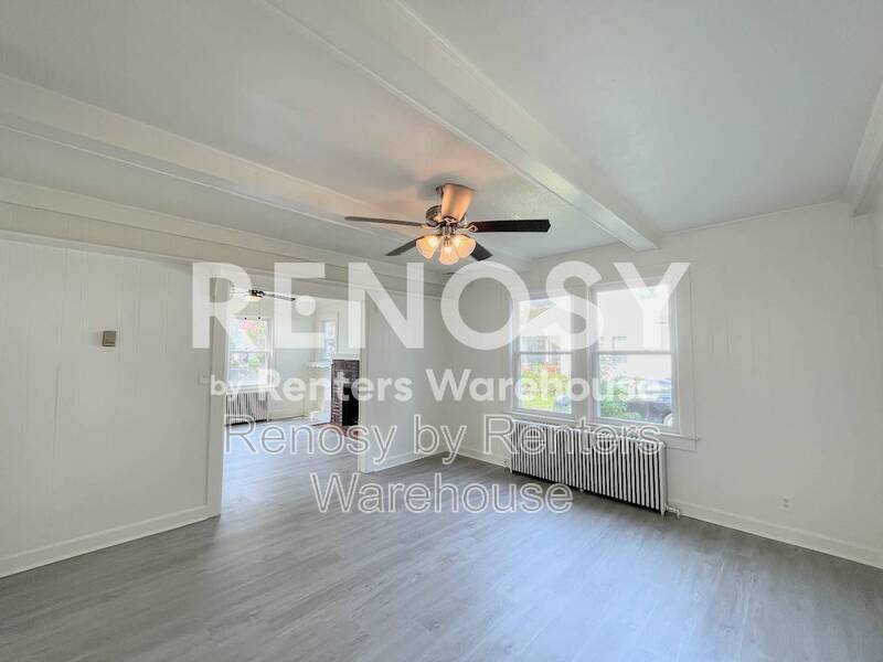 1084 Norview Avenue – photo 5