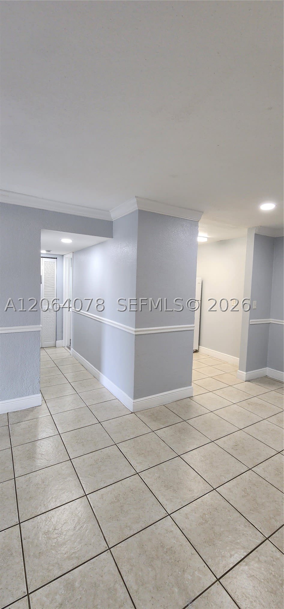 9405 SW 76th St – photo 2