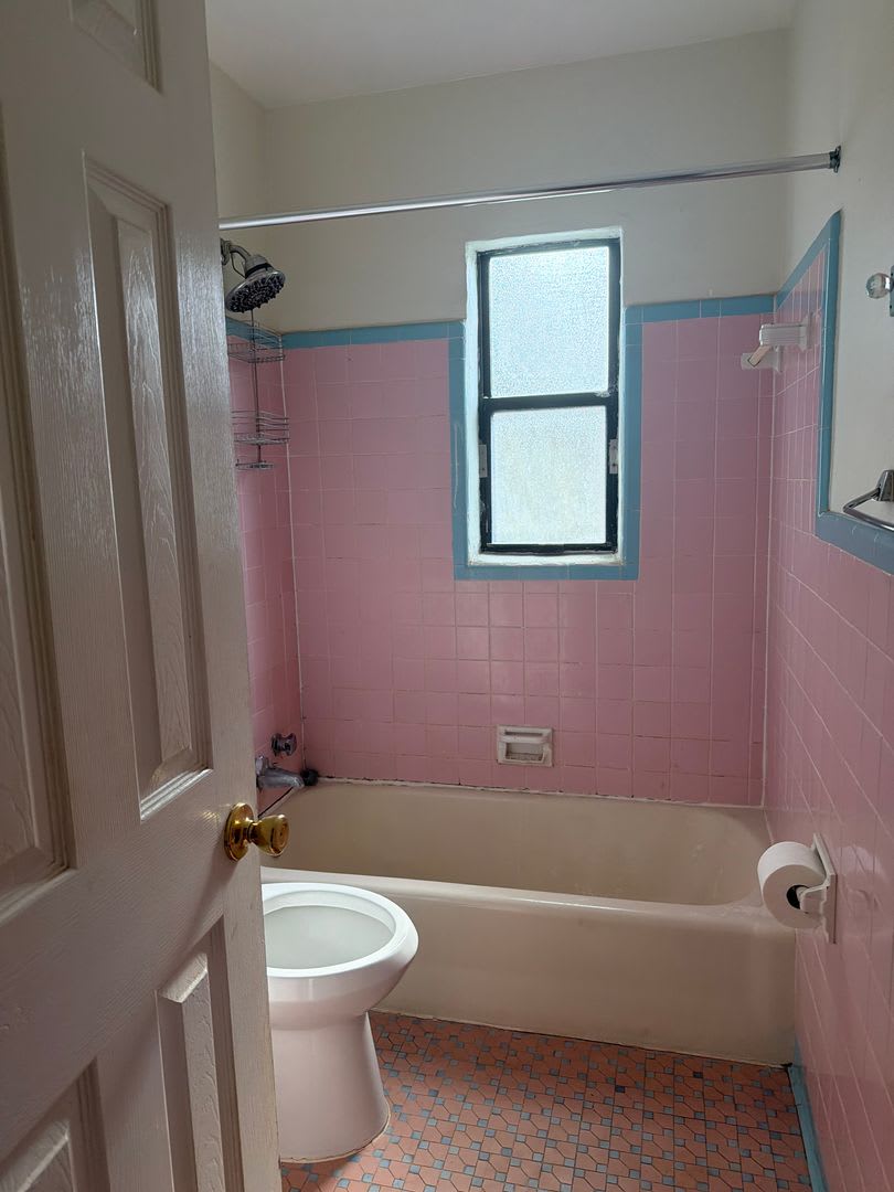 2 Bedroom 1 Bath Duplex Walking Distance To Fsu Available Now – photo 2