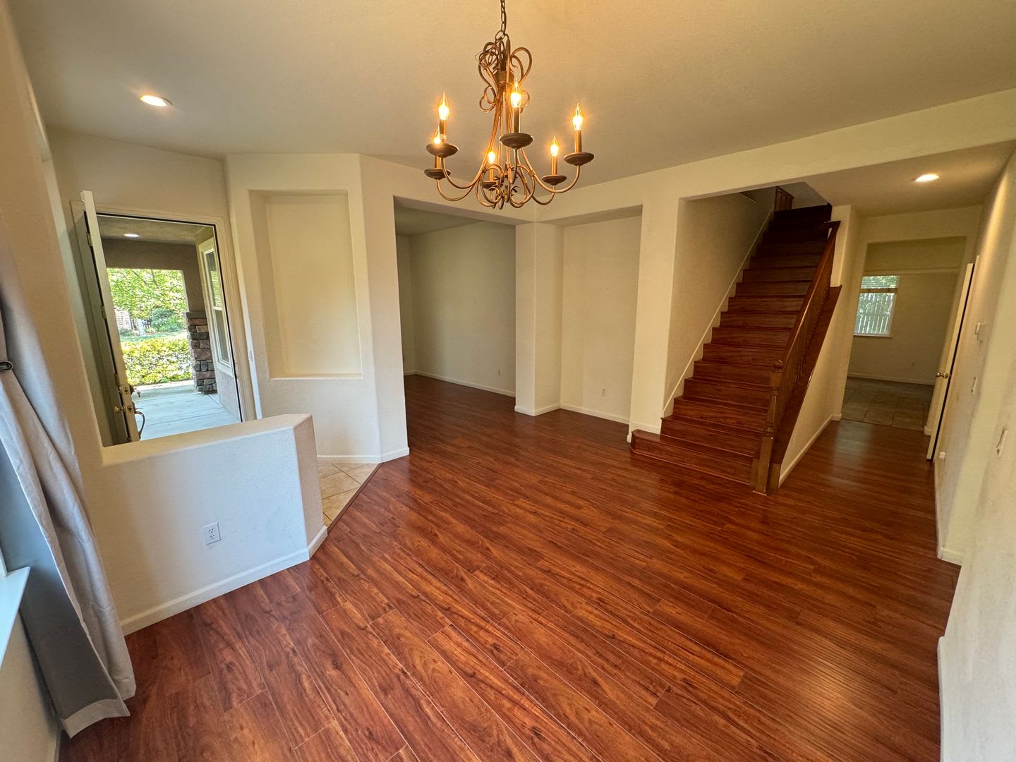 4 bedroom – photo 4