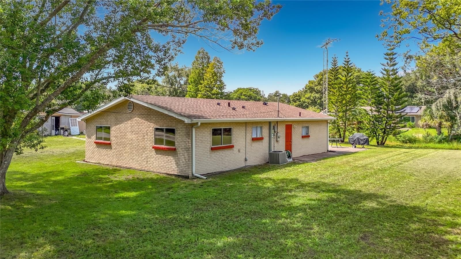 21107 2ND ST – photo 3