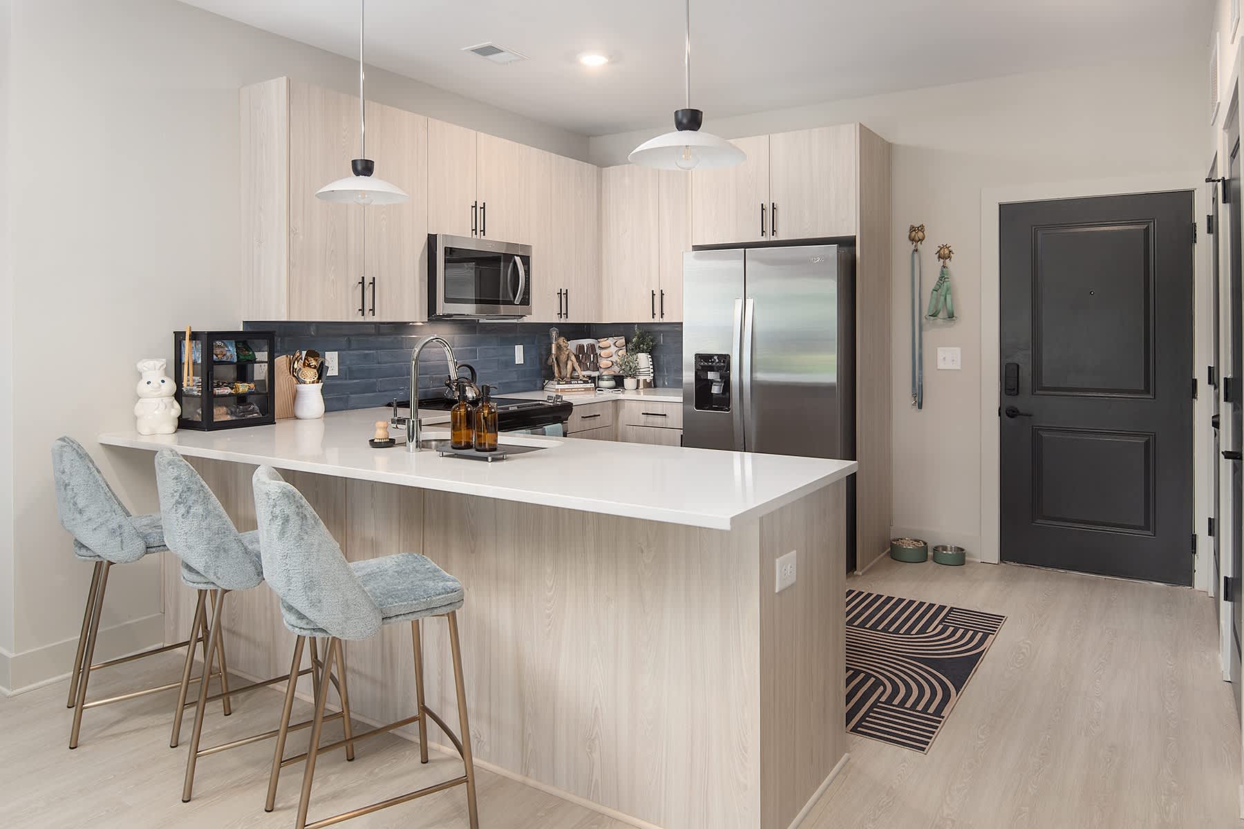 Cypress Point Luxury Apartments – photo 1