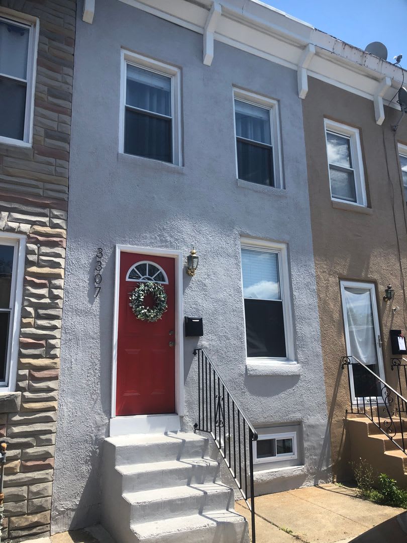 Charming 2Br 1 5Ba Townhome With Attached Garage In Hampden Md – photo 1