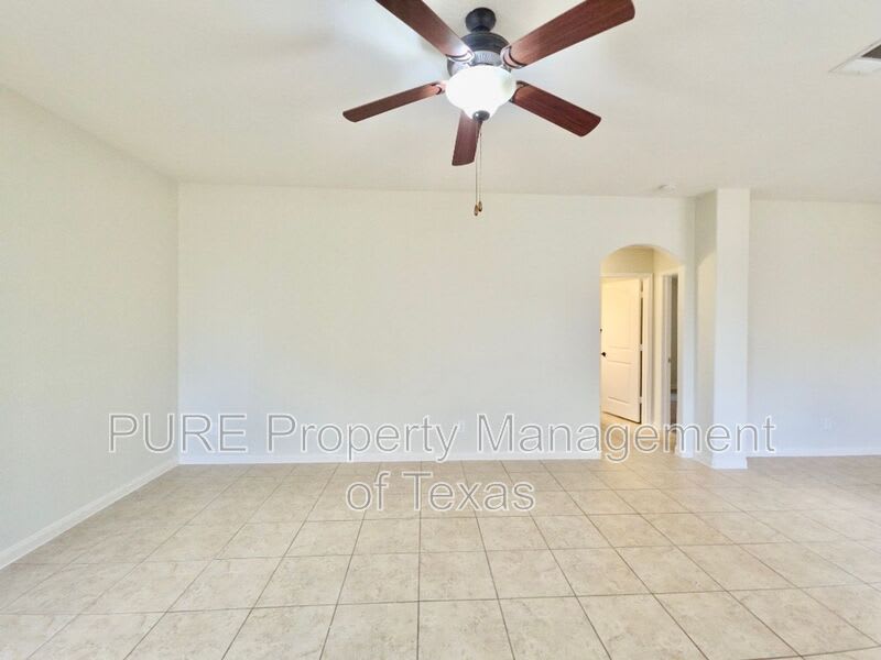 1697 Breanna Lane – photo 3
