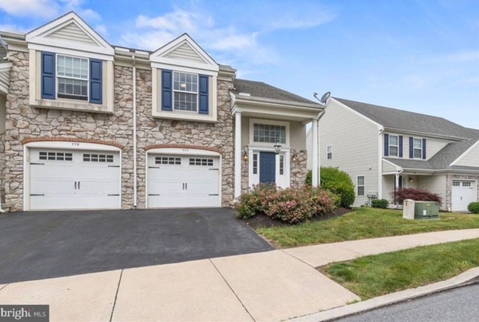 2 300 Spacious 3 Bedroom 2 5 Bath Townhome In Swatara Township – photo 2