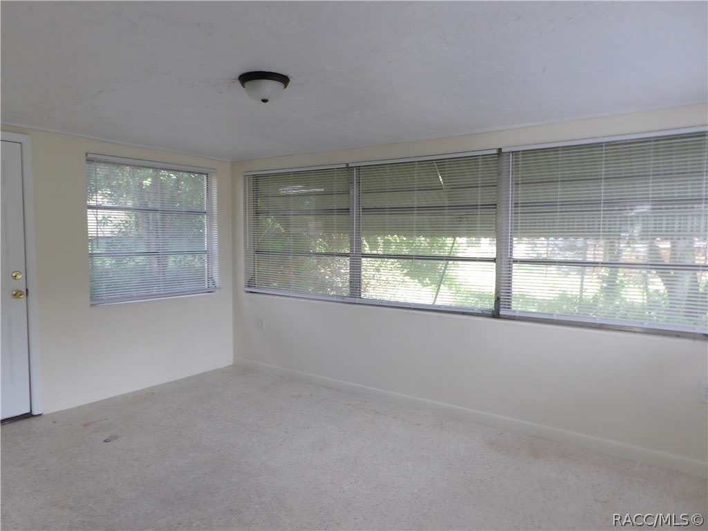 8 E Golden Street – photo 4