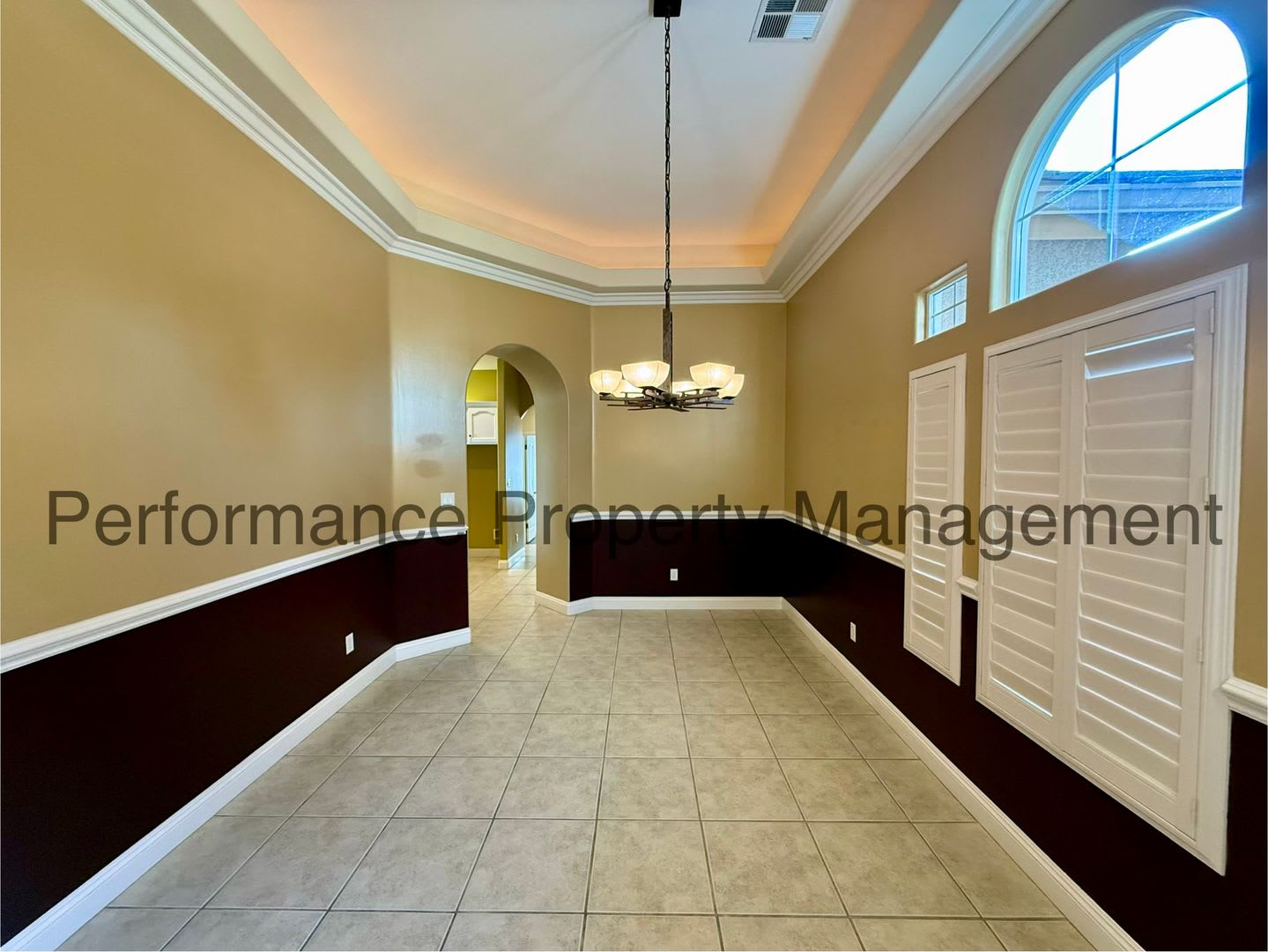 Gorgeous 3 Bed/3 Bath + Office SW Bakersfield Home W/ Solar, RBP & Deposit Alternative Option – photo 4