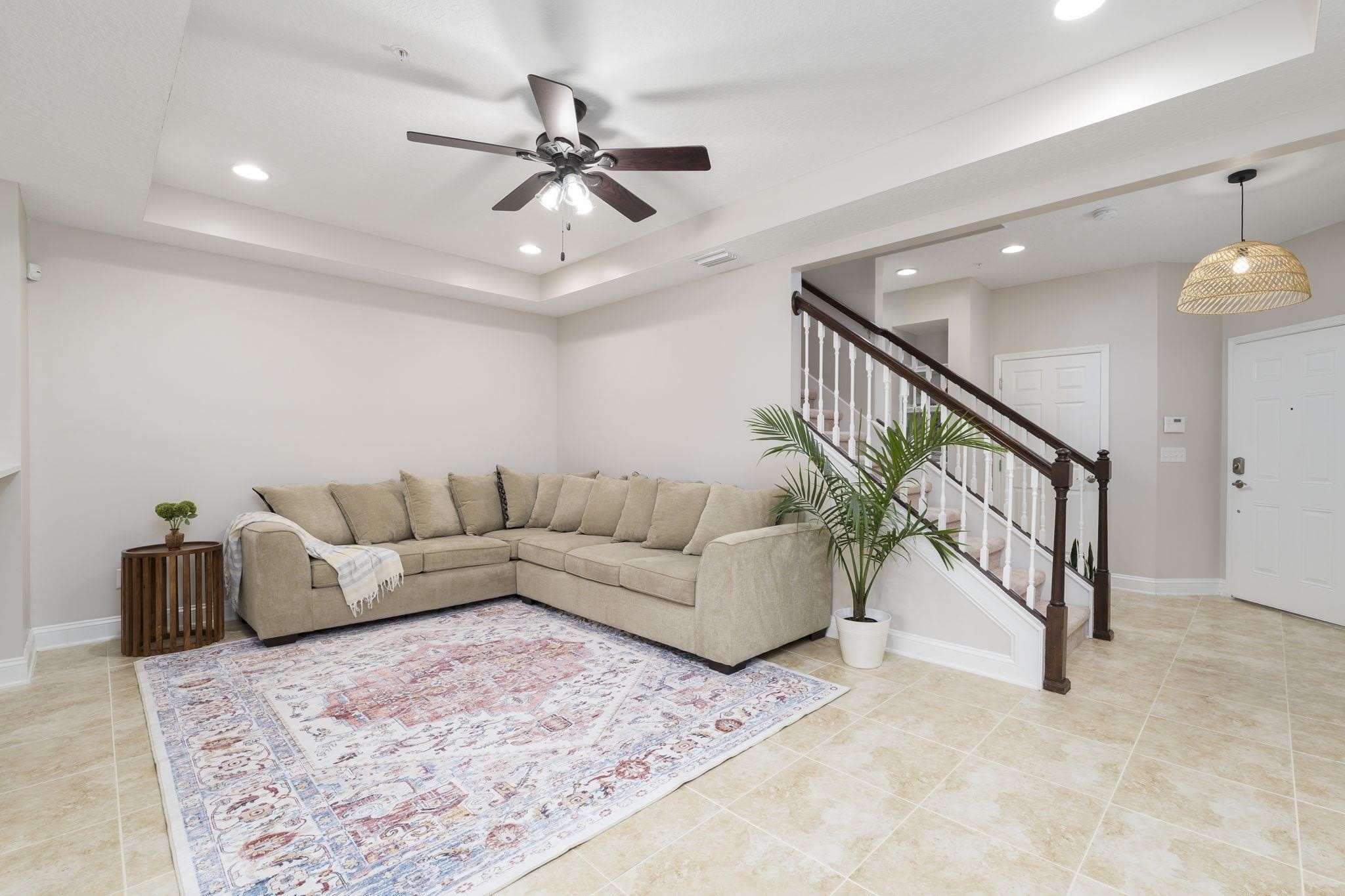 127 Adelanto Avenue – photo 3