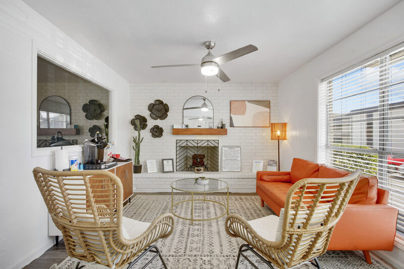 Casa Hills at 290 – photo 4