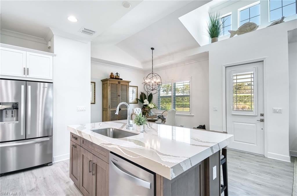6984 Saona Ct – photo 4