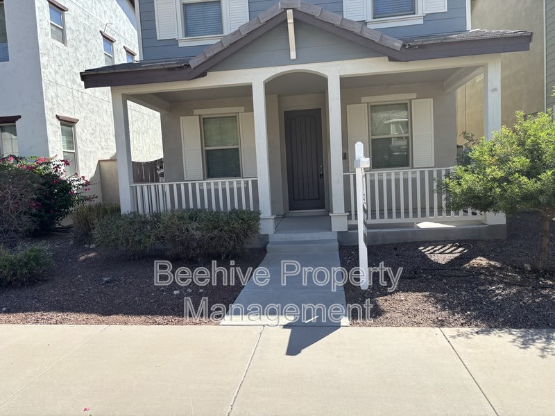 2947 N Evergreen St – photo 1