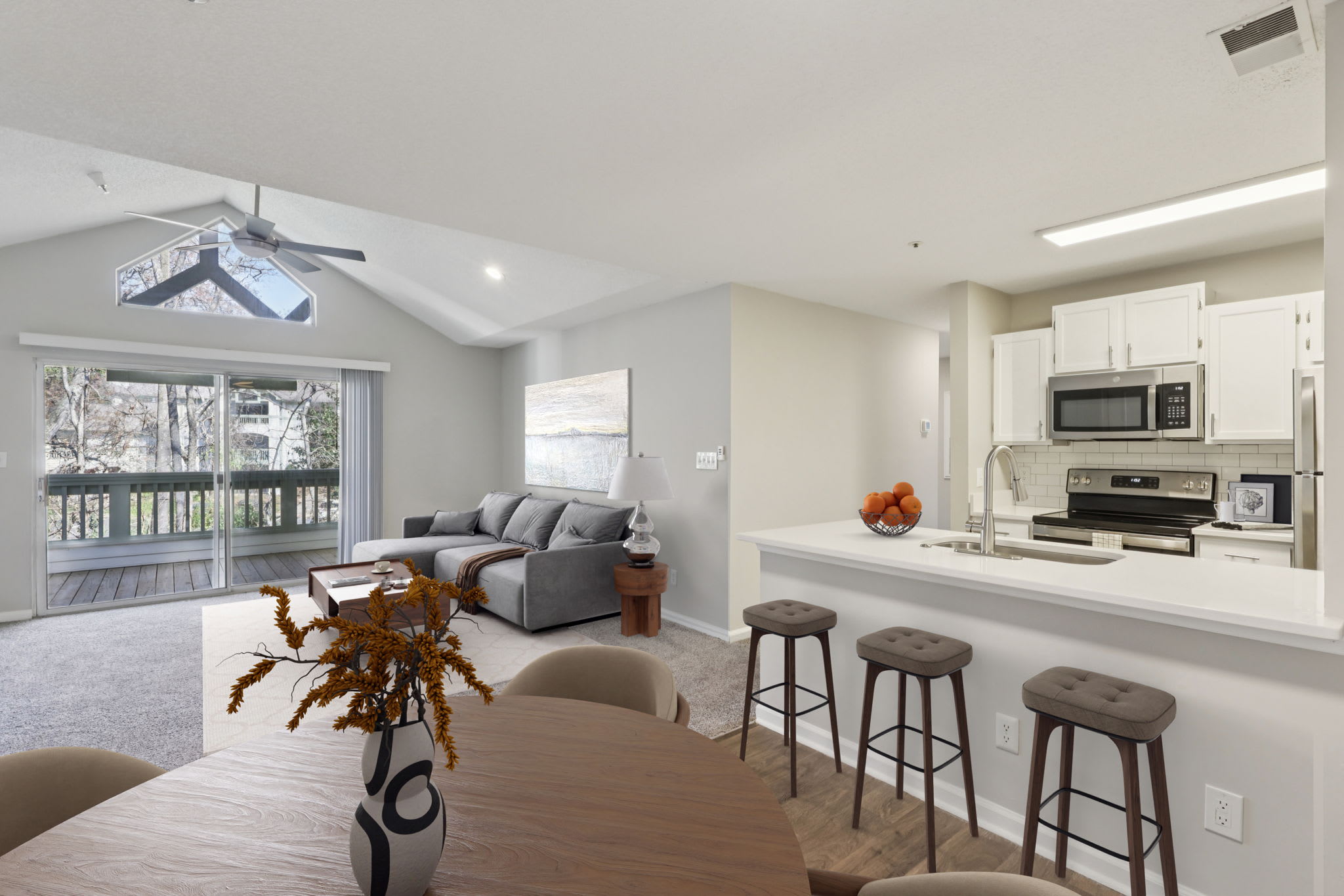One Norman Square – photo 4