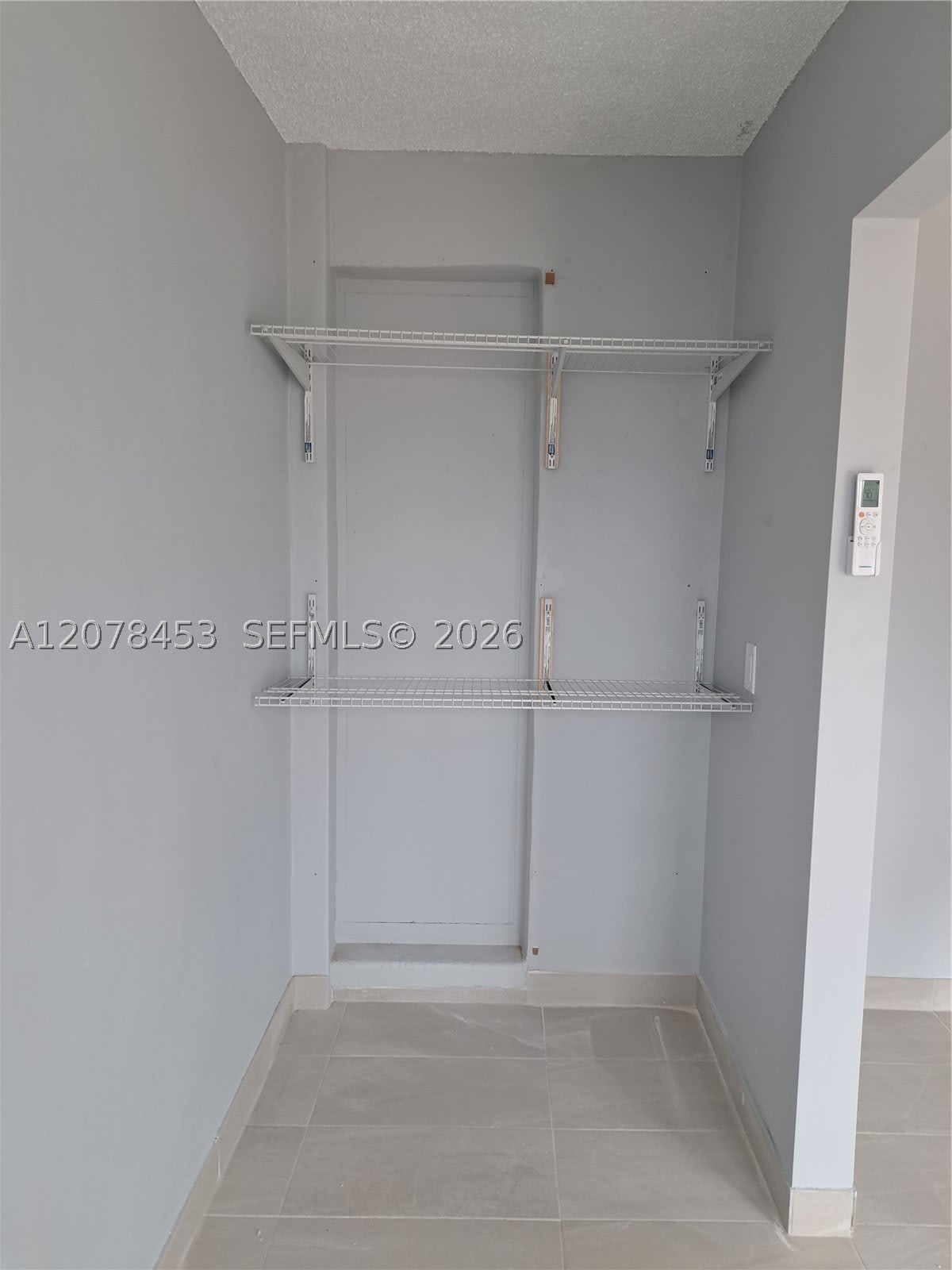 2421 SW 93rd Ct – photo 2