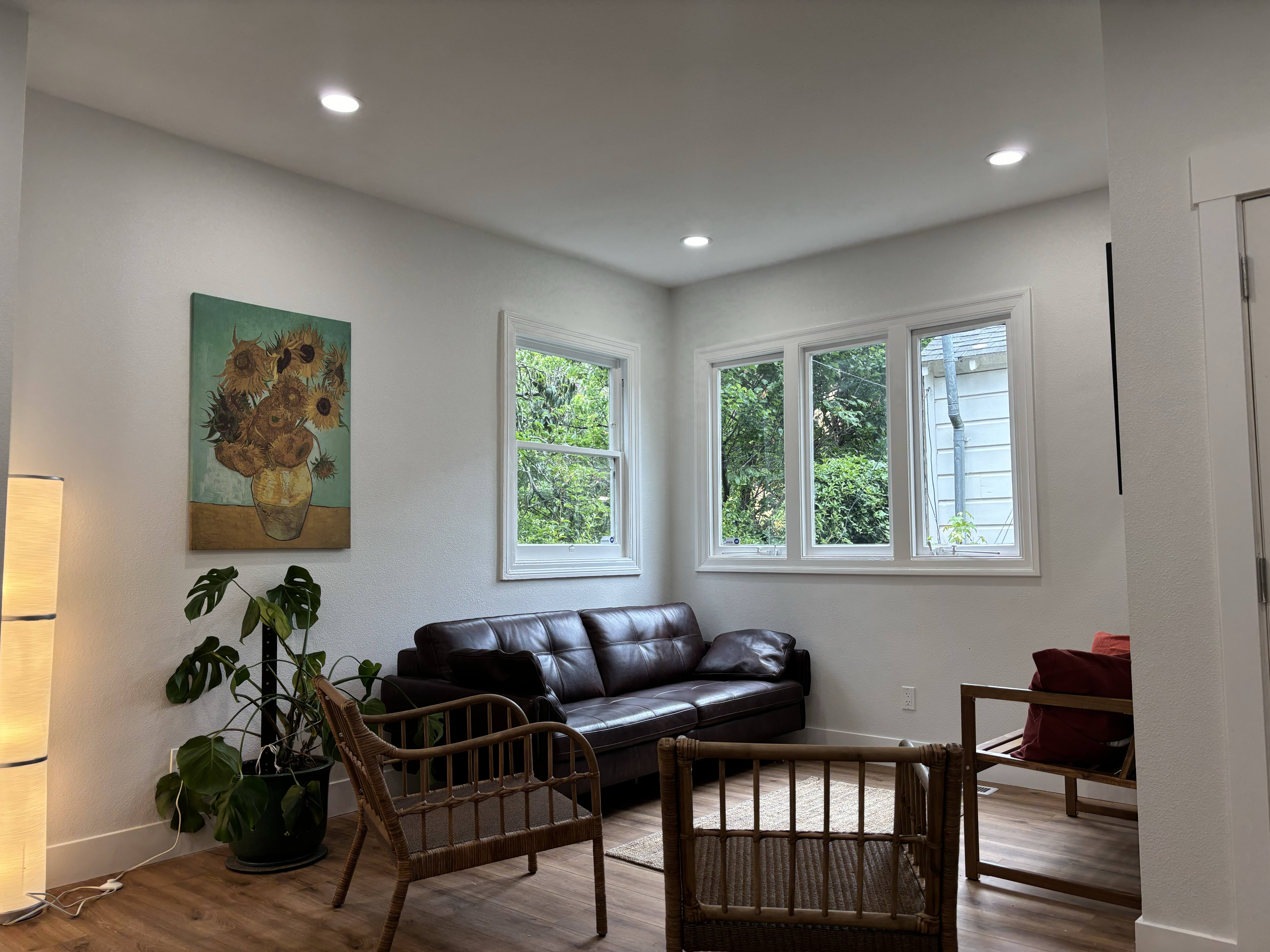 2832 Derby Street – photo 3