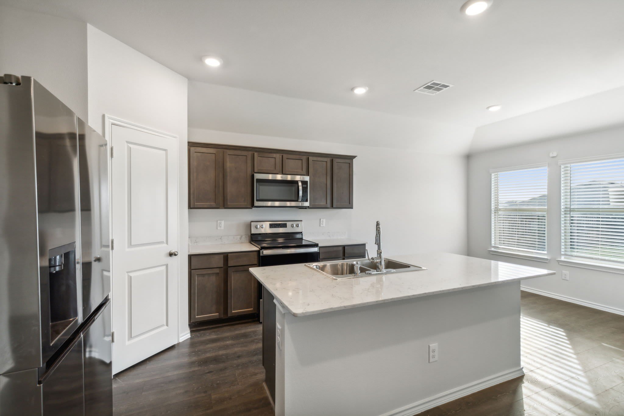 606 Wrangler Drive – photo 4