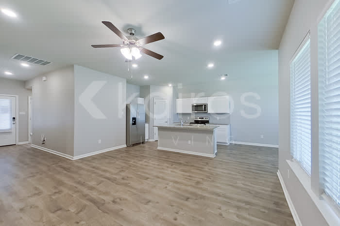 200 Yardley Court – photo 3