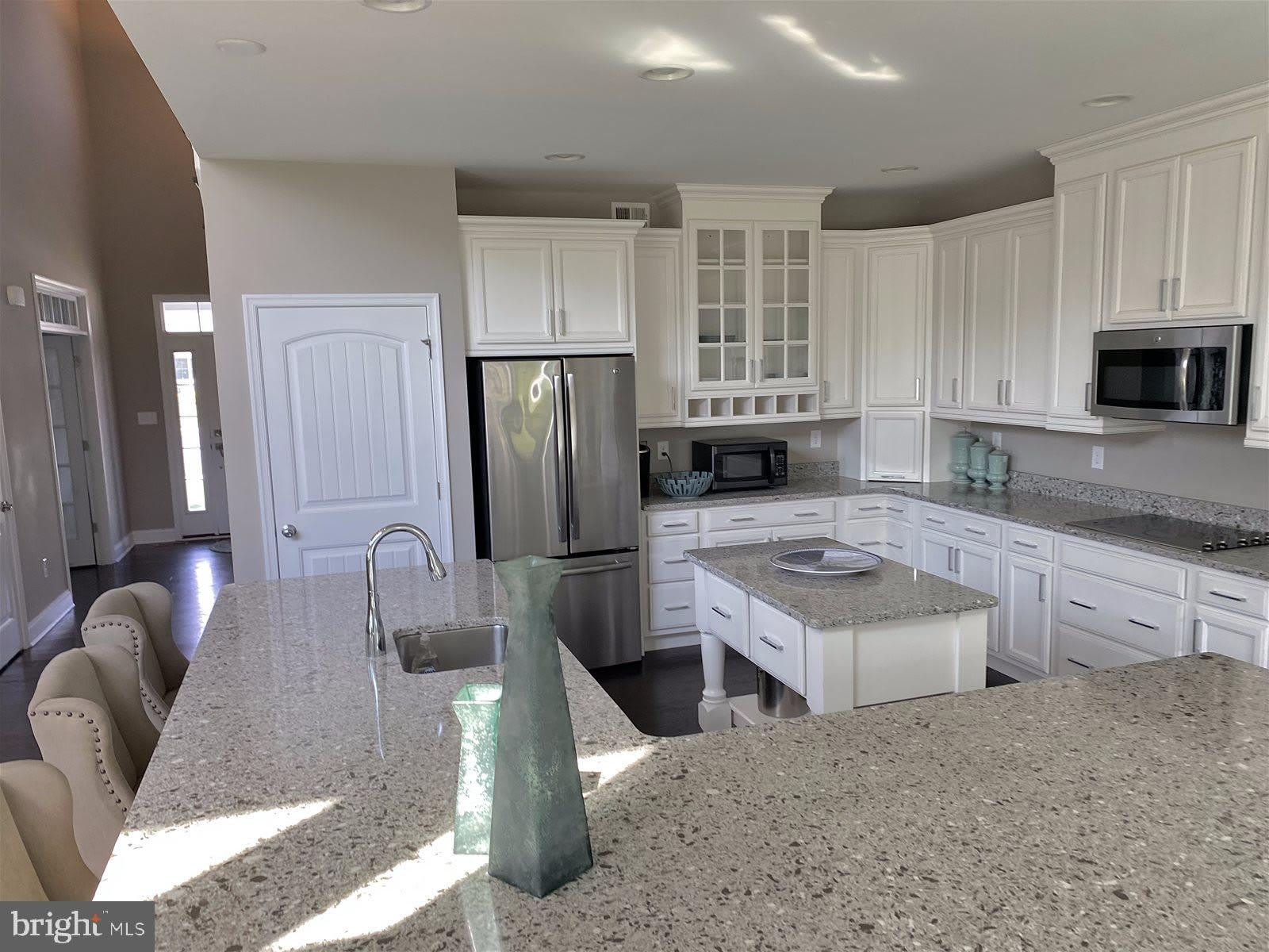 16285 Rockport Drive – photo 3