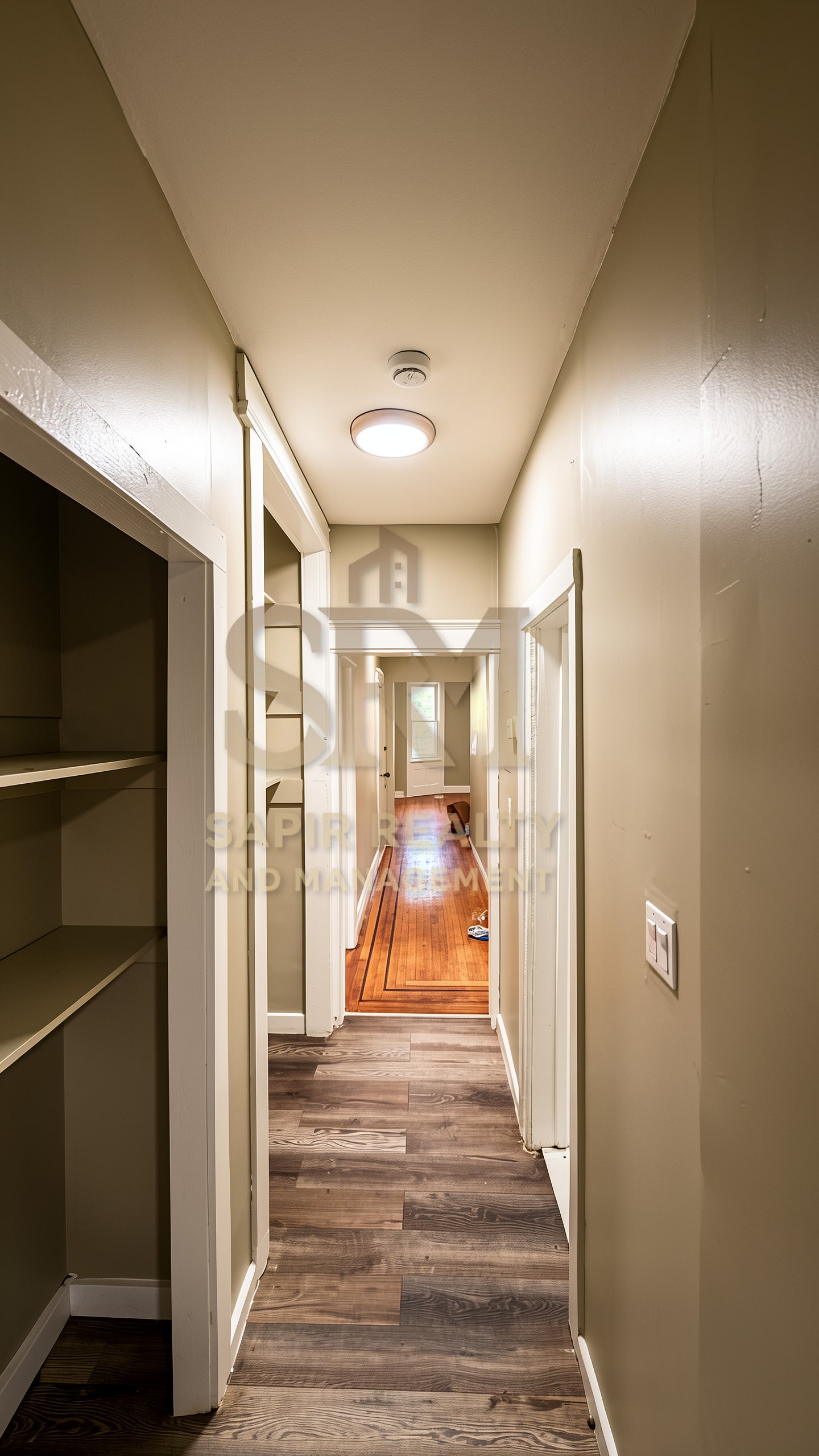 12 Alexander St – photo 2
