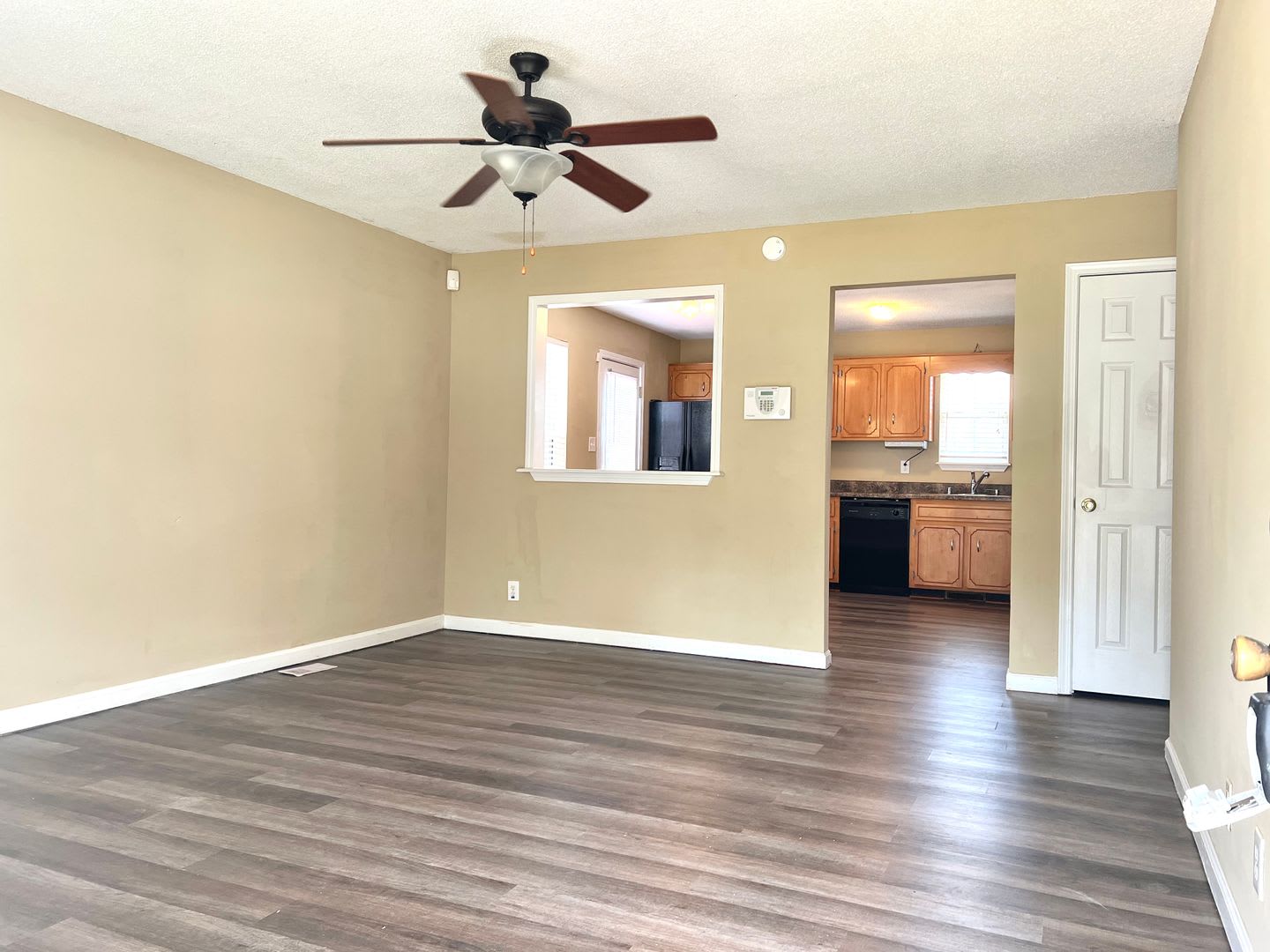 128 Gail St – photo 2