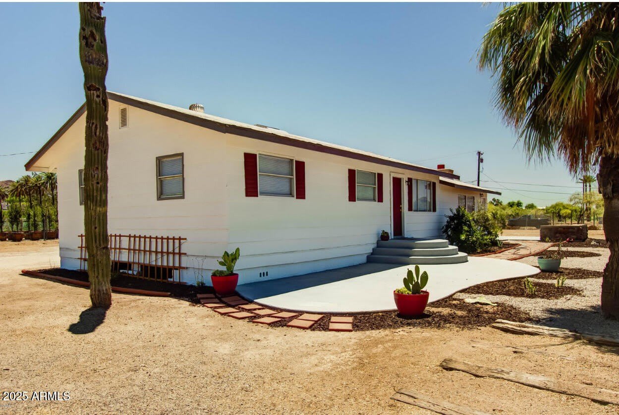 6445 S 32nd Street – photo 1