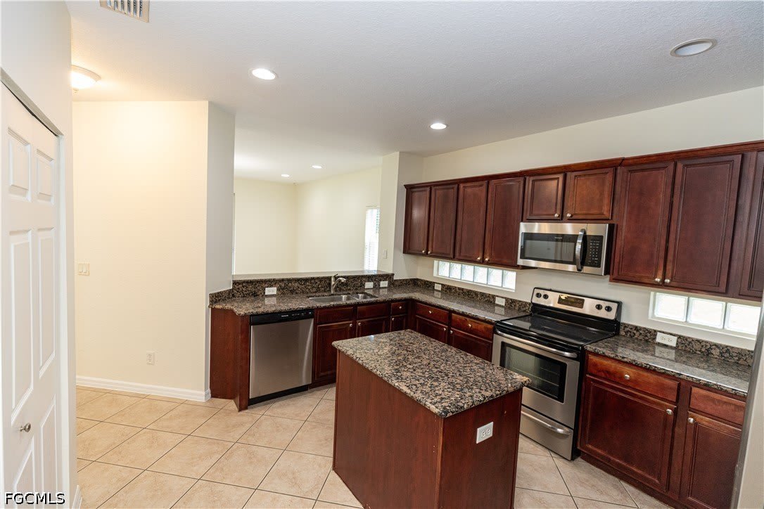 17007 Tremont Street – photo 3