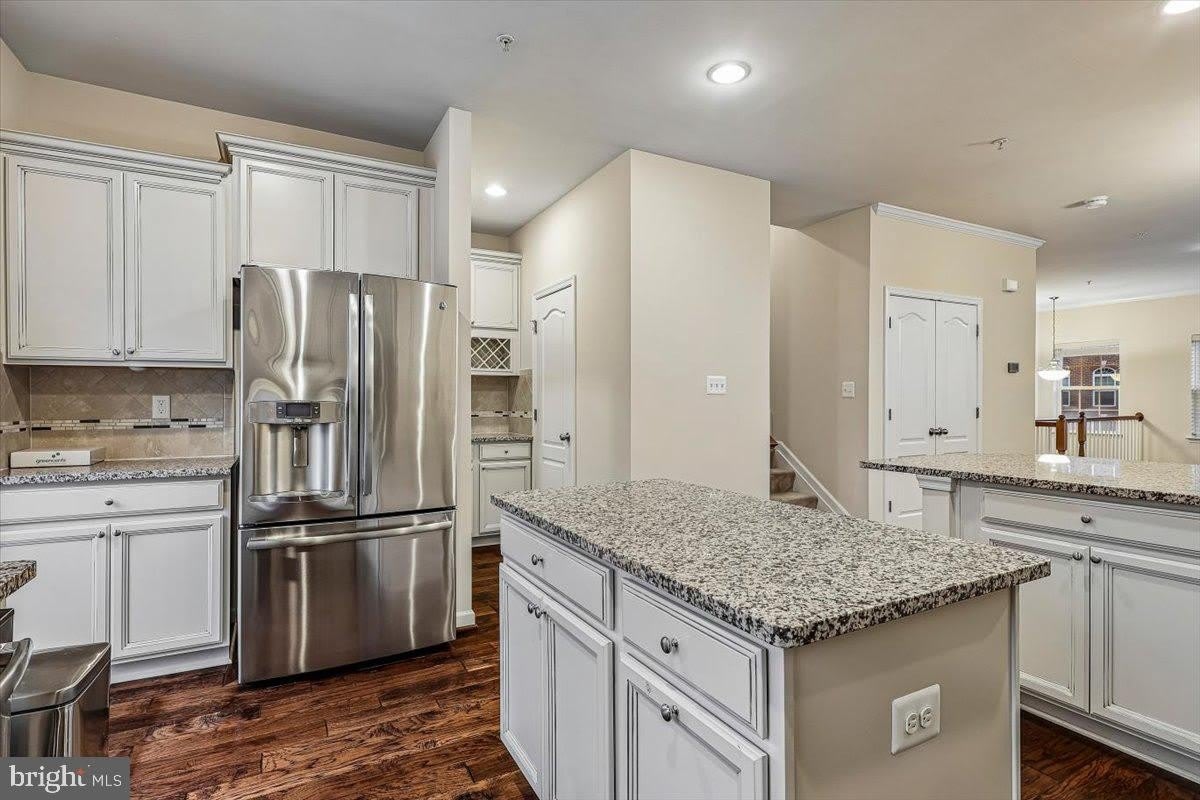 1004 RED CLOVER Road – photo 5