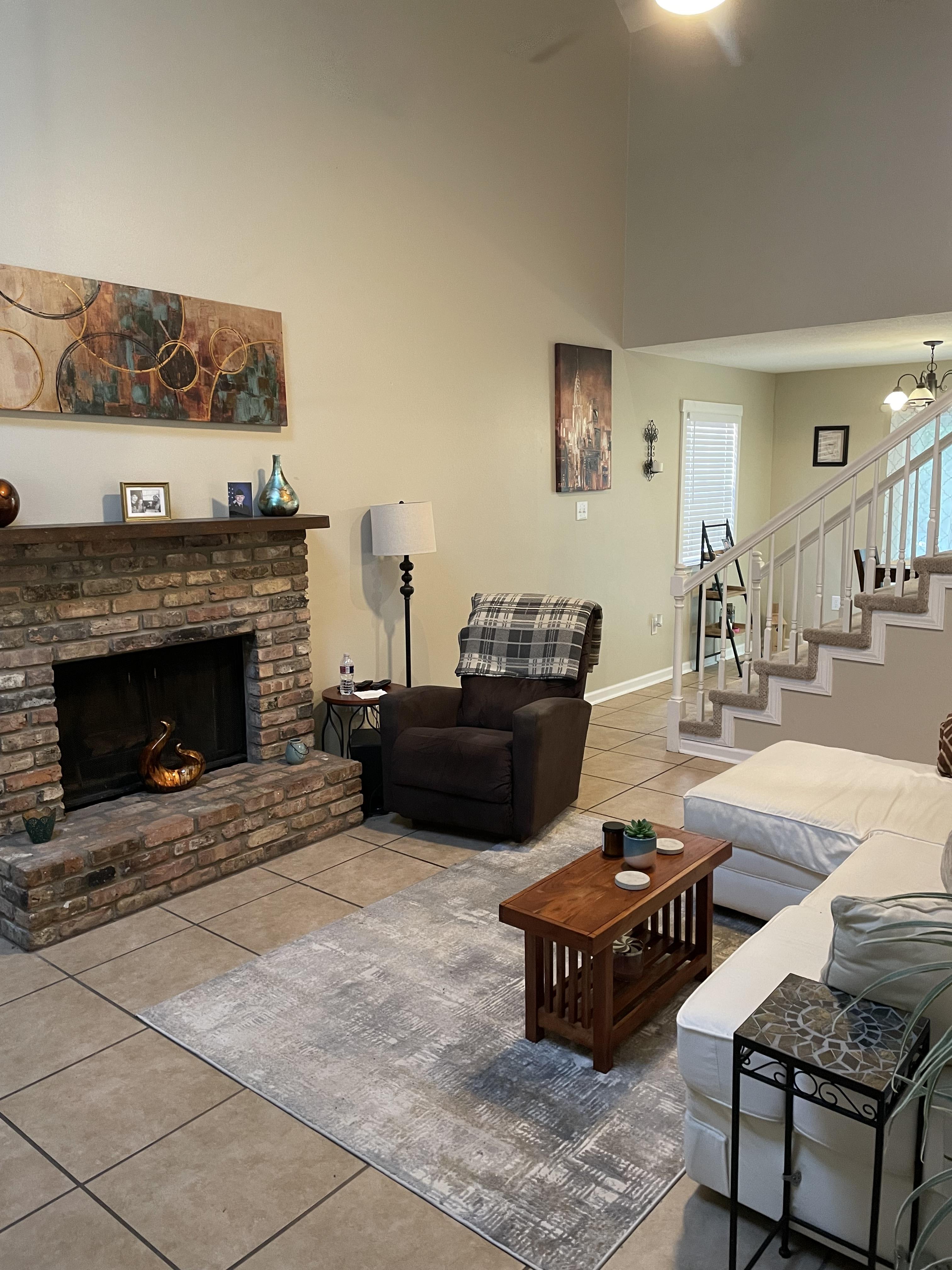 631 Village Lane South – photo 1