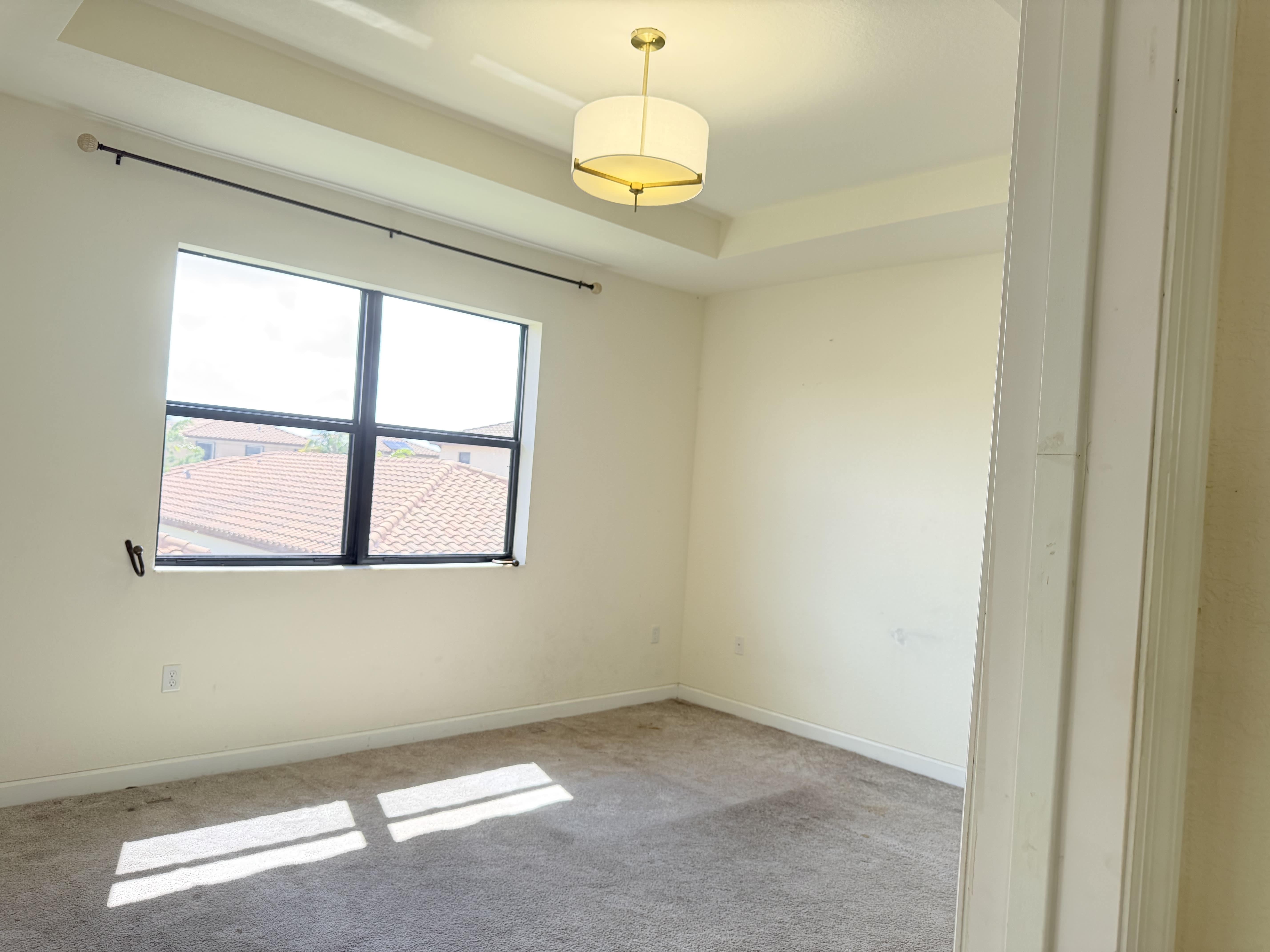 141 Northeast 24th Terrace – photo 1
