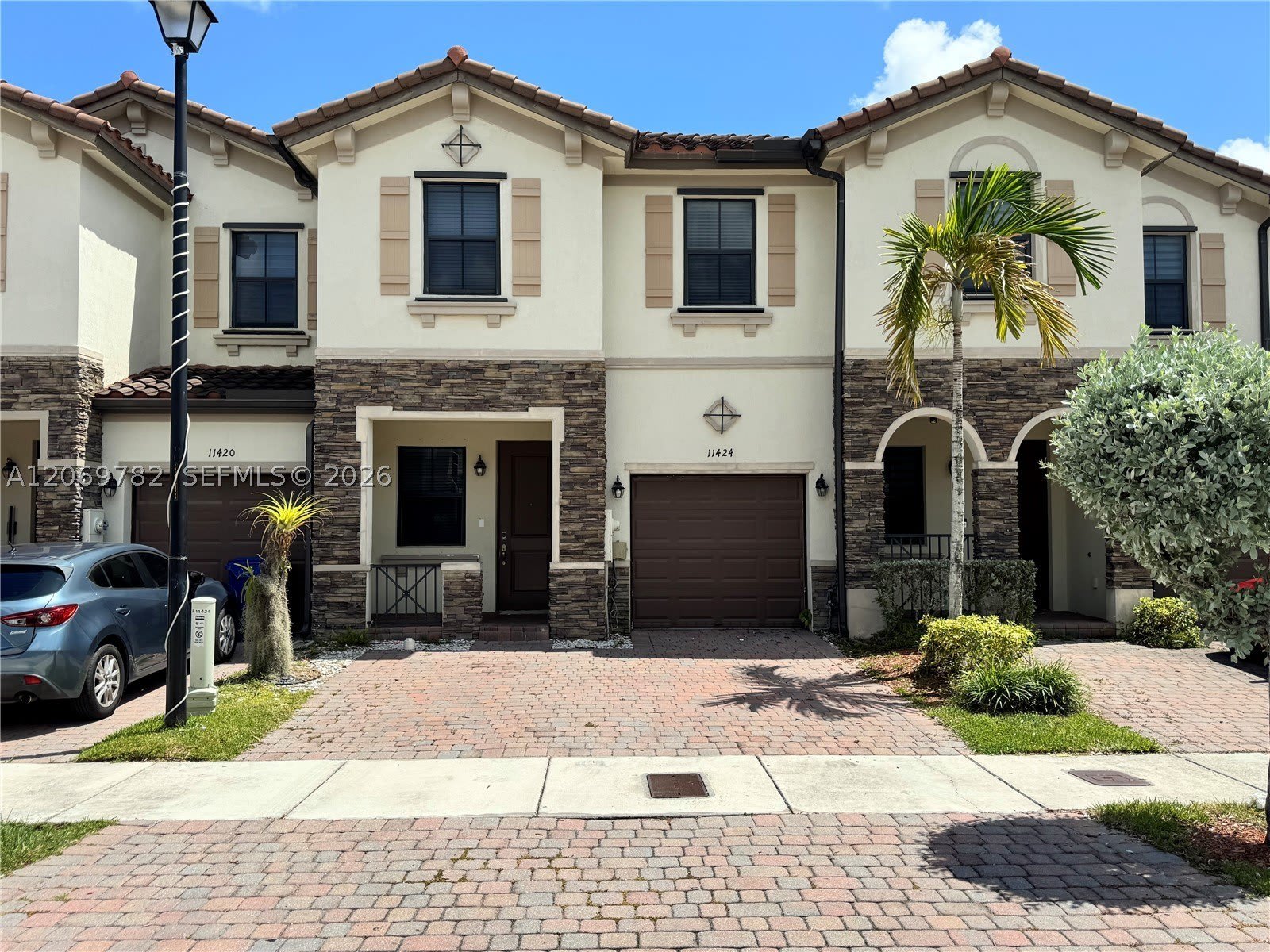 11424 SW 252nd St – photo 2