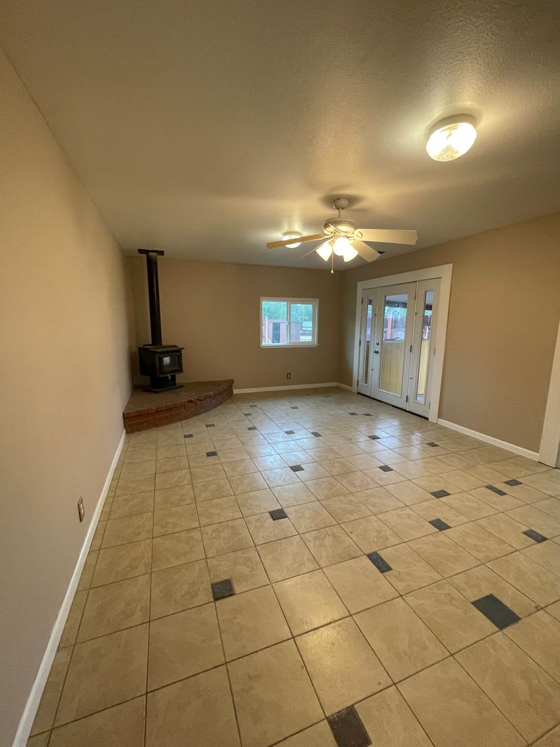 For The Outdoor Enthusiast A Newly Updated 1 Bedroom 1 Bath With So Much More – photo 4