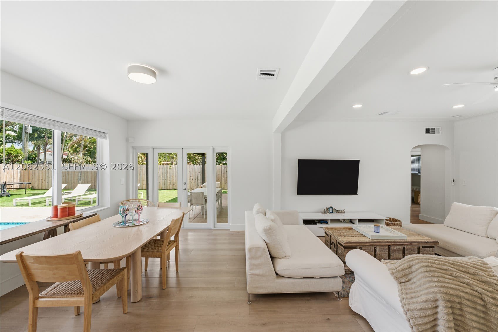 10801 Peachtree Dr – photo 4