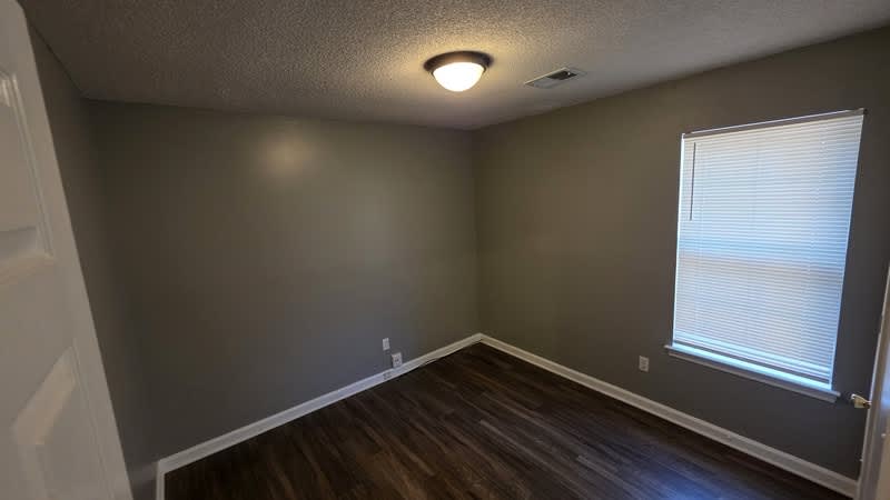 7115 Lindsey Leaf Cove – photo 2