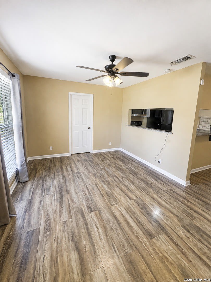 1510 LORELEI LN – photo 4