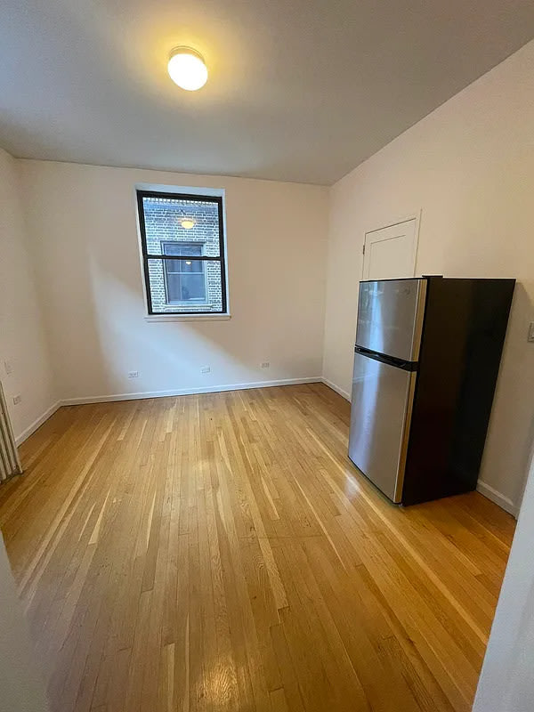 3121 29th St – photo 3