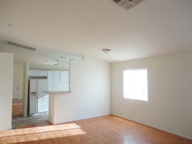 Beautiful Single Story Home in North Las Vegas! – photo 4