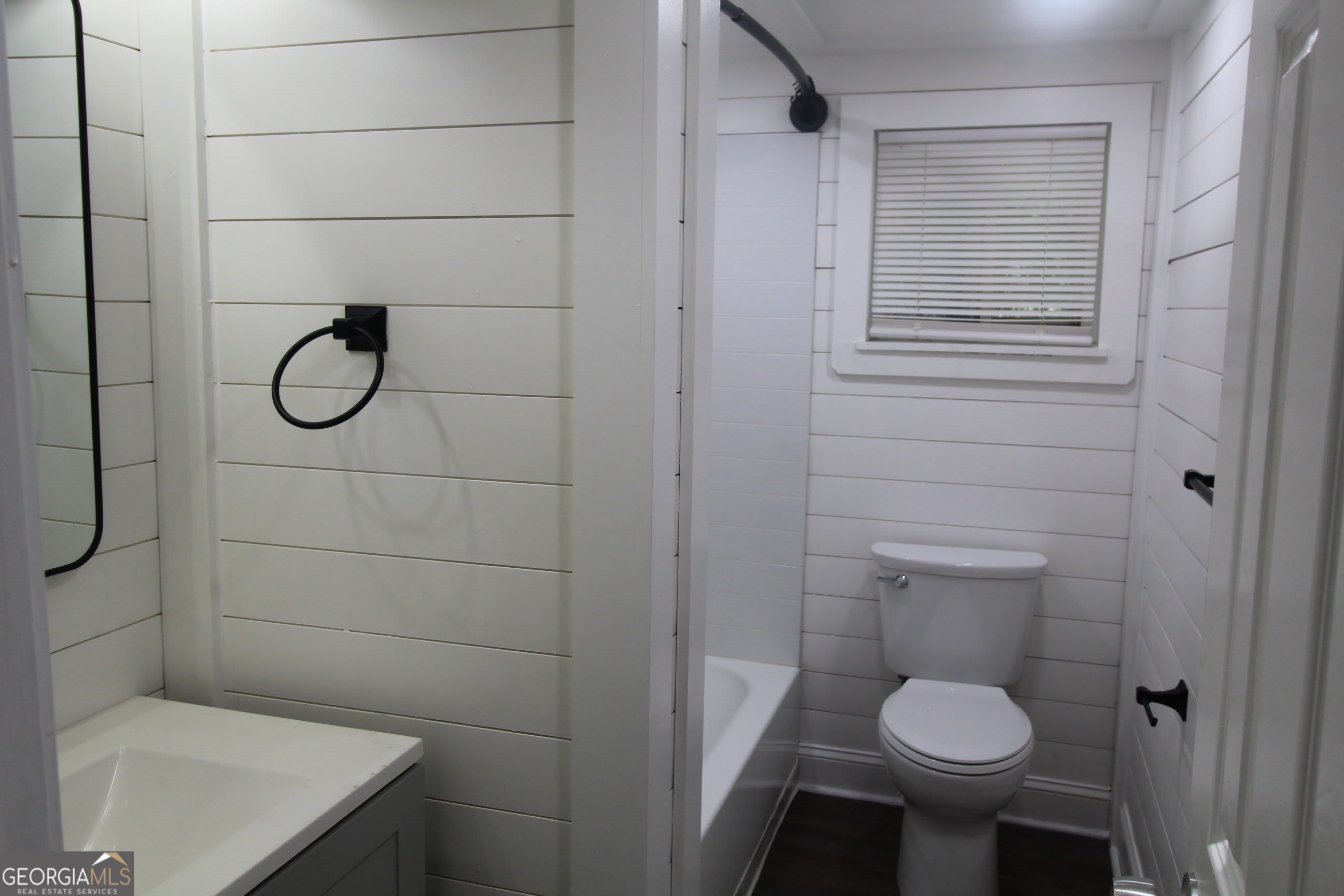 615 Snelson Street – photo 5