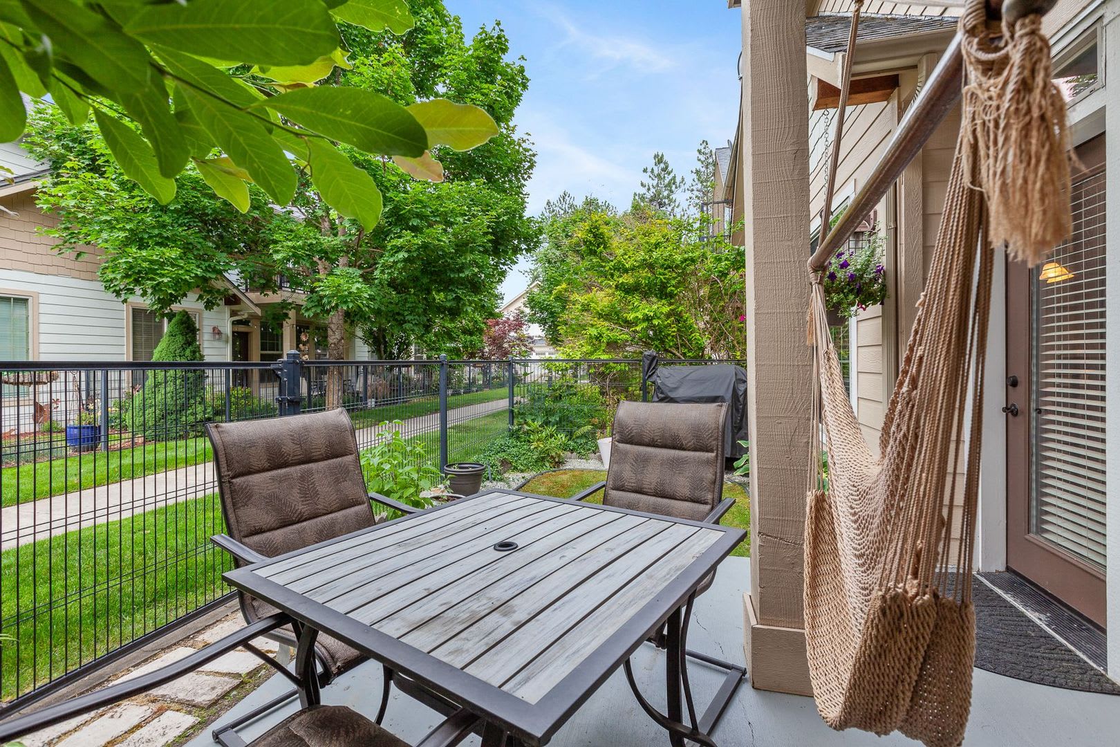 Townhome In Cda – photo 3