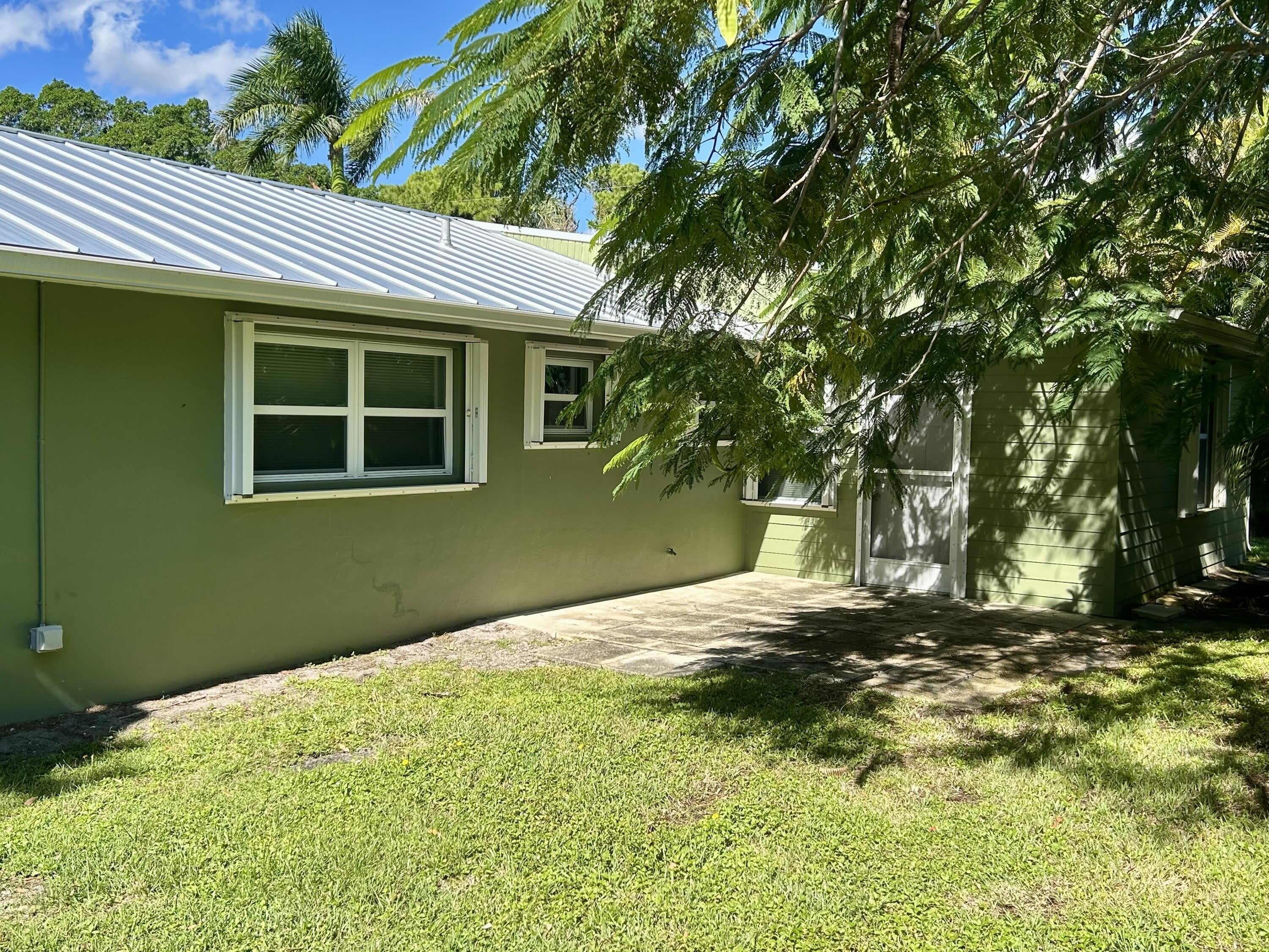 2095 NW Fork Road – photo 3