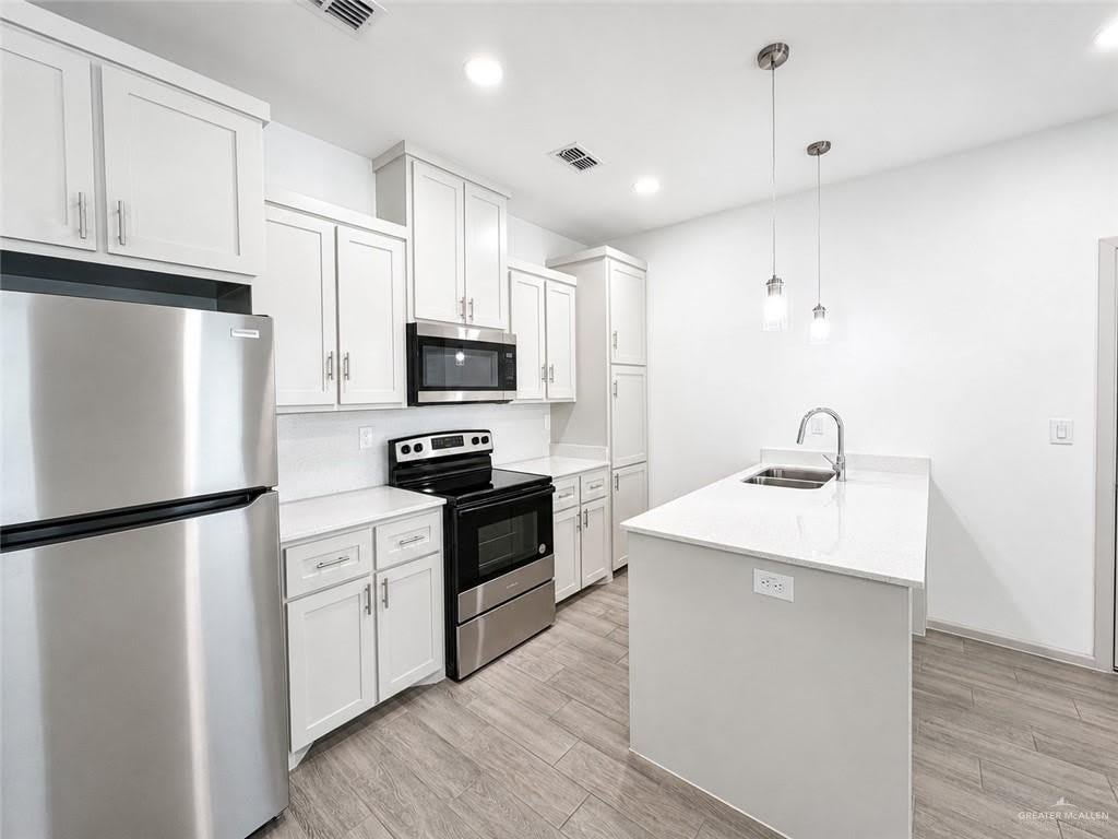 7802 N 58th Lane – photo 5