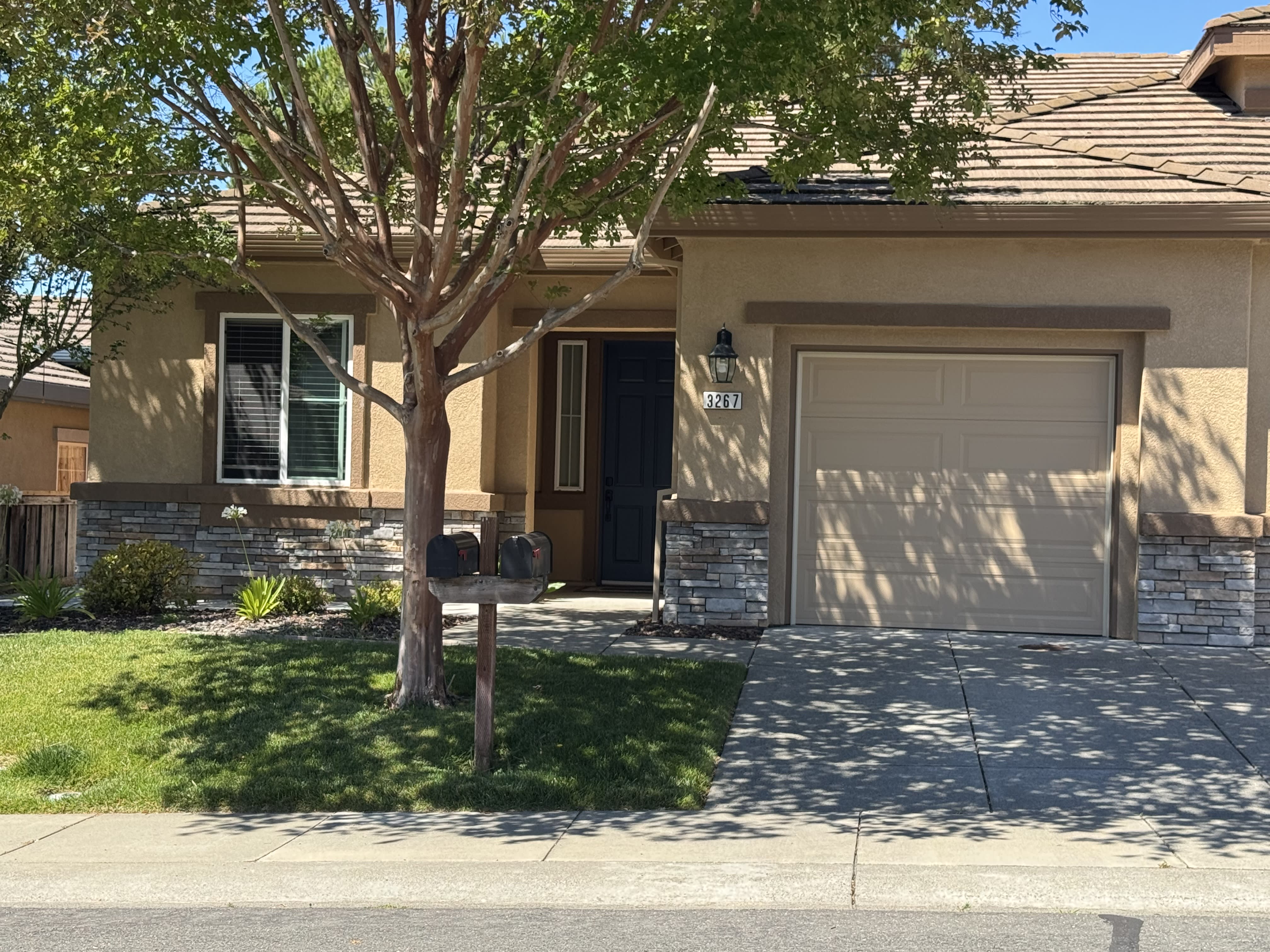 3267 Inwood Place – photo 1