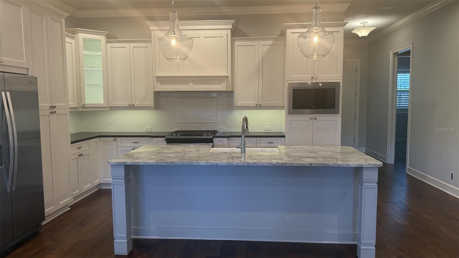 636 SW 128TH Terrace – photo 4