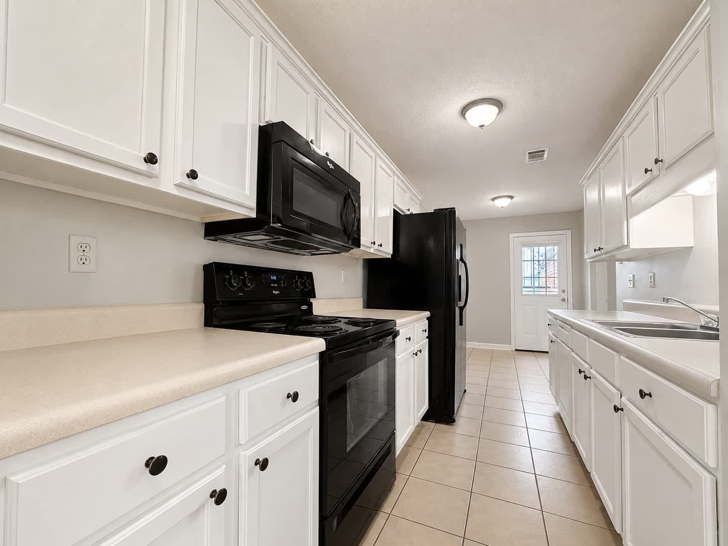 7745 Shadowland Drive – photo 5