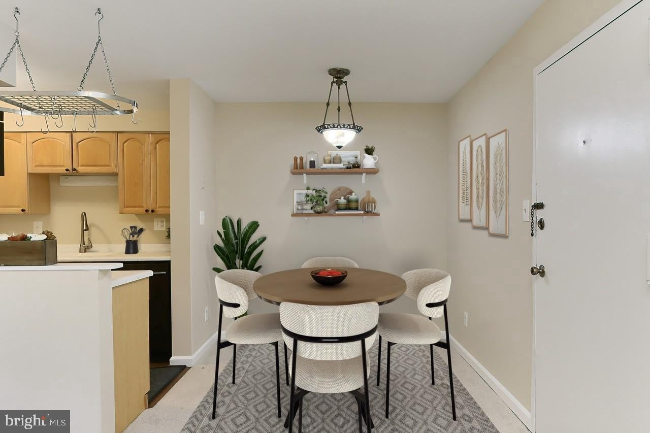 5900-L SURREY HILL Place – photo 4
