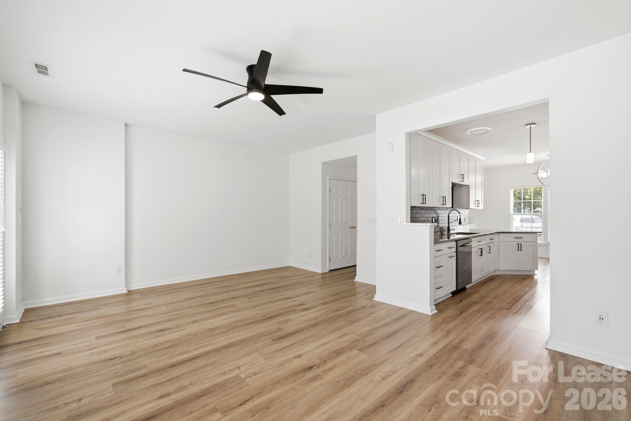 12309 Jessica Place – photo 4